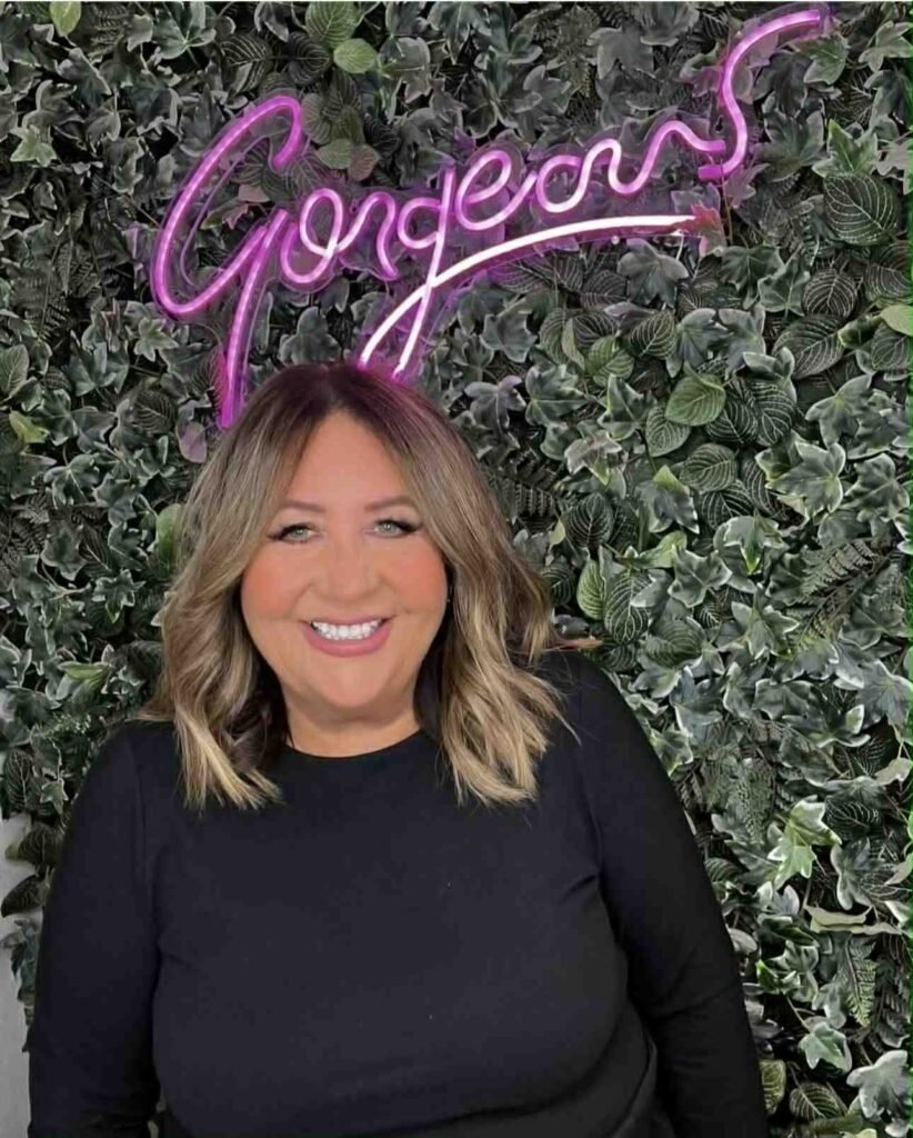 download (4) download (4)